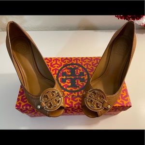 Tory Burch Amanda Open Toe Wedges
